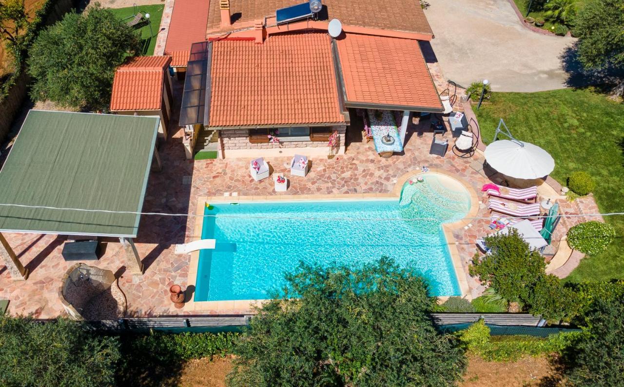 Villa Sunflower Alghero Bagian luar foto