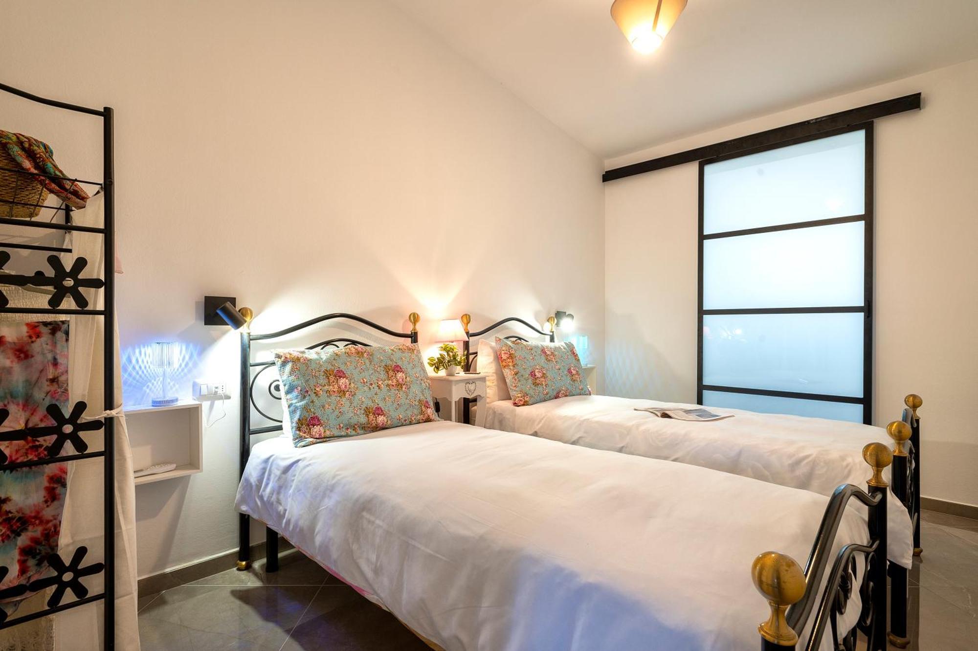 Villa Sunflower Alghero Bagian luar foto